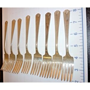 Set of 8 Silverplate  1928 ALADDIN Dinner FORKS  5"